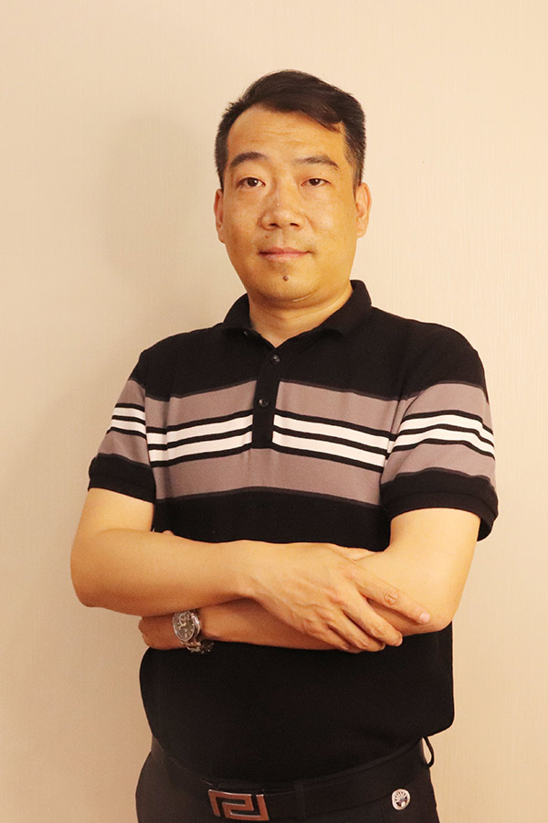 留坝冯少坤 本科学历,毕业于陕西师范大学