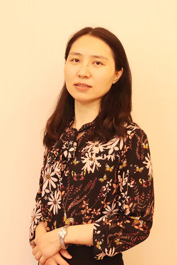 留坝王晓娜 研究生学历,毕业于华南师范大学