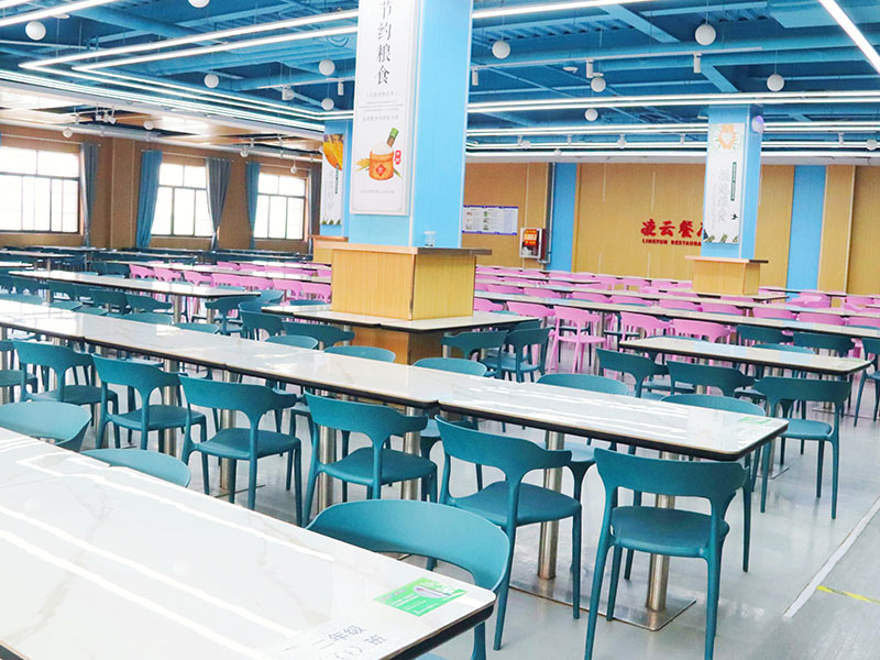 留坝学生餐厅